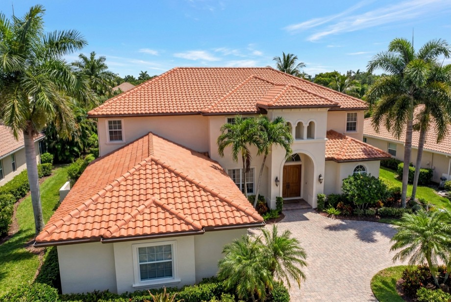 New tile roof on a South Florida home